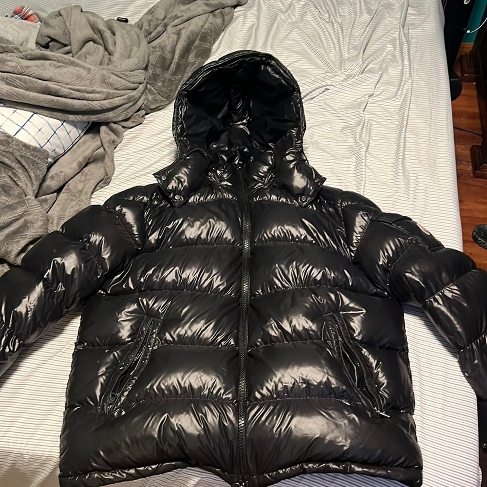 Moncler coat very good condition